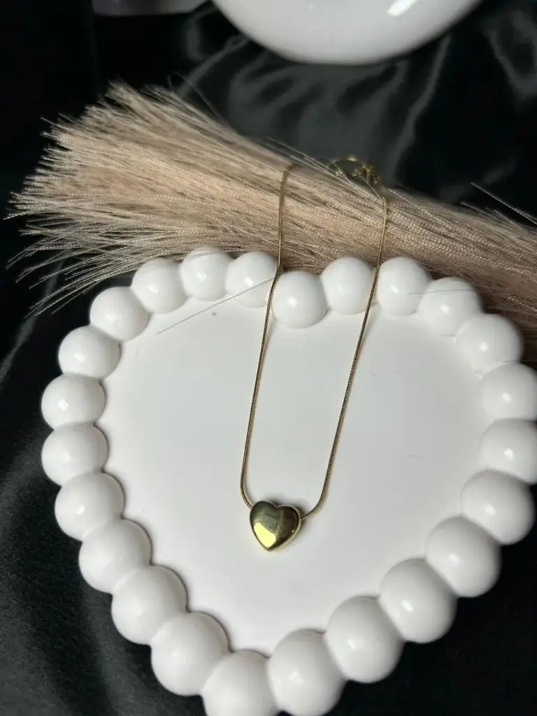Elegant Heart Pendant