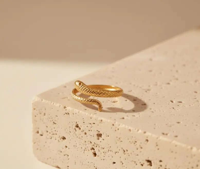 Serpent Twist Ring