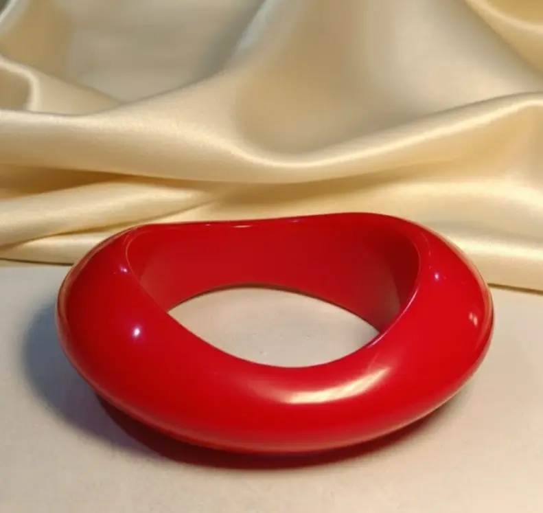 Acrylic Red bangle