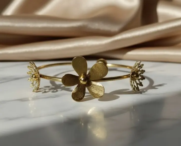 [SS Bracelet-1063] Petals In The Wind