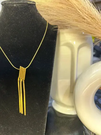 Chain With Tessel Pendant