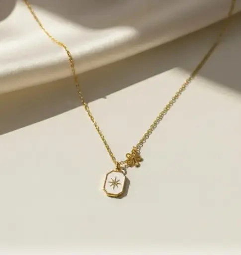 Zirconia Star Pendant With Flower